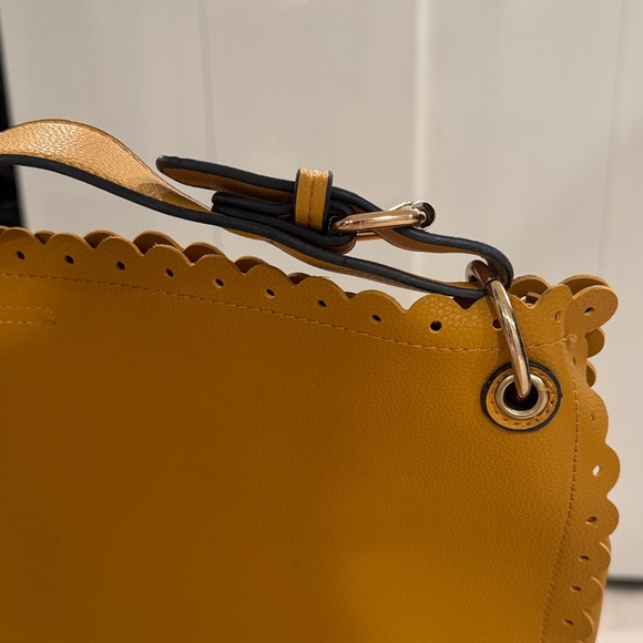 Elegant Mustard Tote Bag - Picture 11 of 12